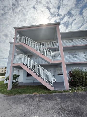 7101 SW 89th Ct 305, Miami, FL 33173