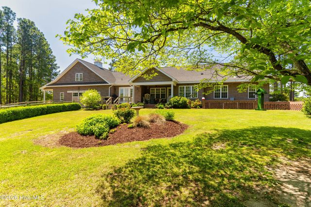 729 Furr Road, Vass, NC 28394