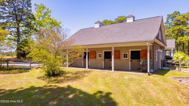729 Furr Road, Vass, NC 28394