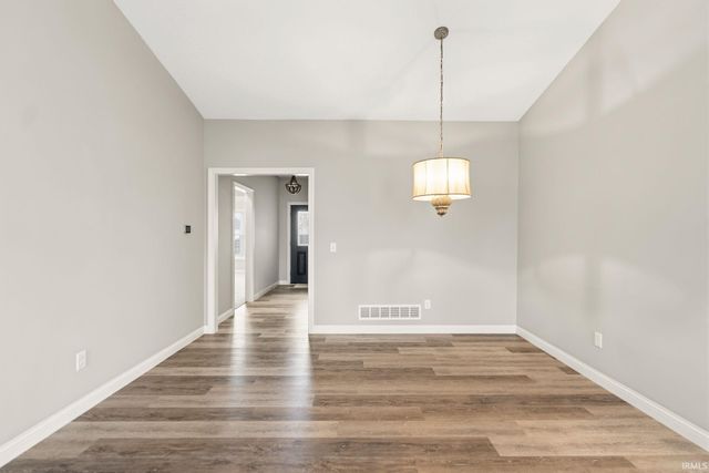 7864 Sunbeam Cove, Fort Wayne, IN 46835