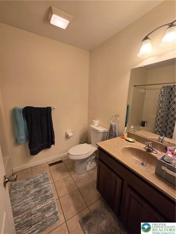 268 Blue Sage Drive, Upper Macungie Twp, PA 18104