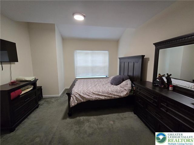 268 Blue Sage Drive, Upper Macungie Twp, PA 18104