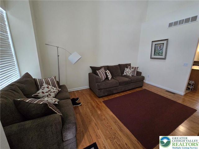 268 Blue Sage Drive, Upper Macungie Twp, PA 18104
