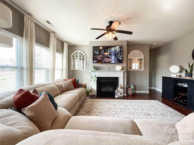 1300 Afternoon Sun Road, Matthews, NC 28104