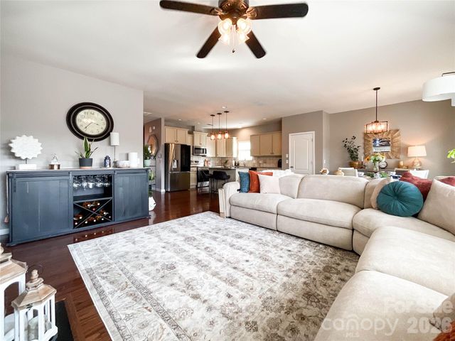 1300 Afternoon Sun Road, Matthews, NC 28104