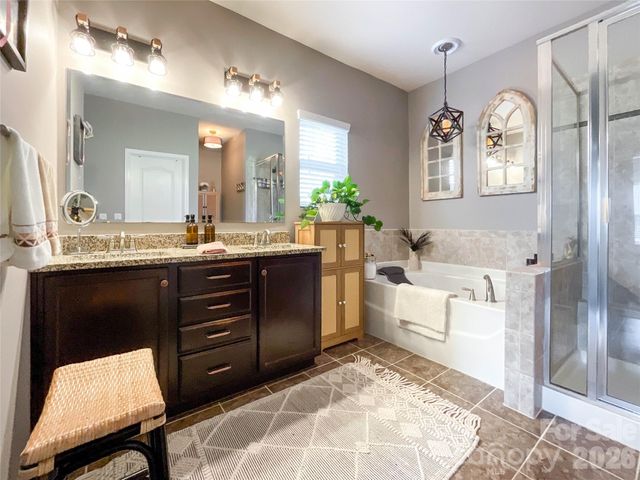 1300 Afternoon Sun Road, Matthews, NC 28104