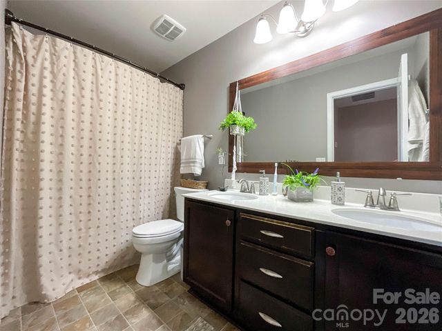 1300 Afternoon Sun Road, Matthews, NC 28104