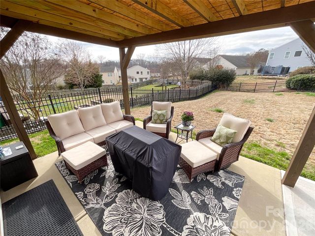 1300 Afternoon Sun Road, Matthews, NC 28104