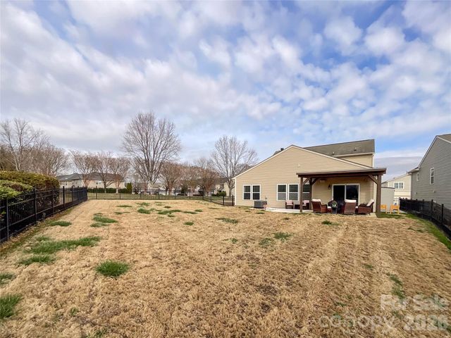 1300 Afternoon Sun Road, Matthews, NC 28104