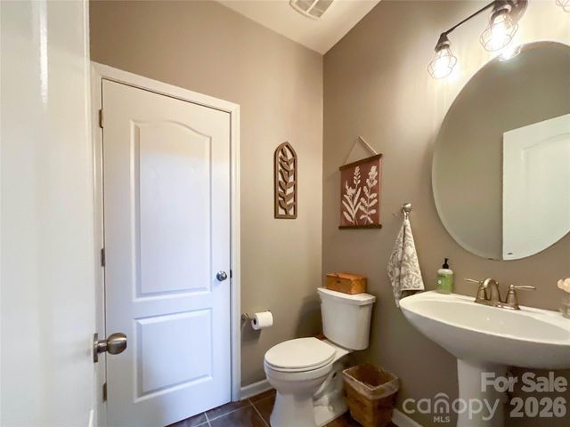 1300 Afternoon Sun Road, Matthews, NC 28104