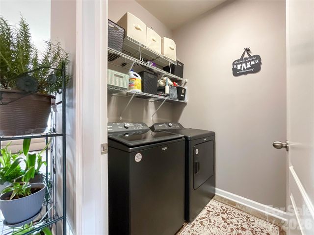 1300 Afternoon Sun Road, Matthews, NC 28104