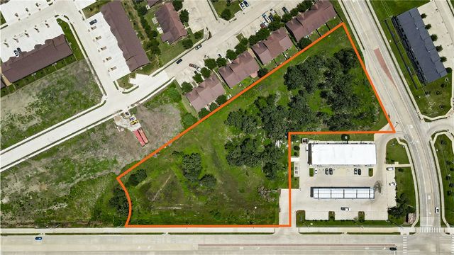 750 Deacon Drive W, College Station, TX 77845