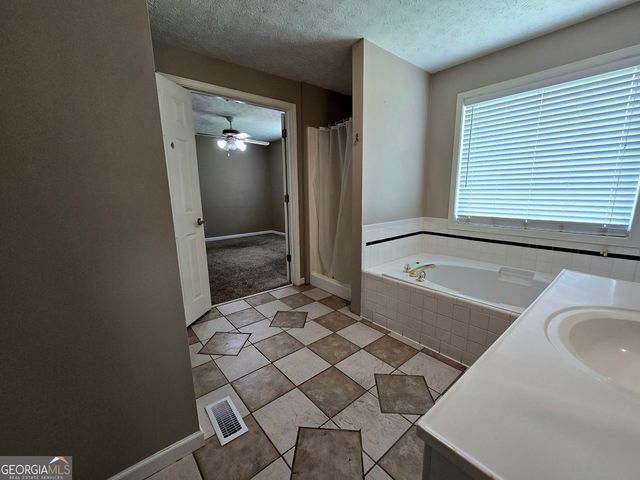3293 New McEvers Road NW, Acworth, GA 30101
