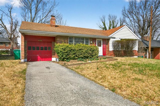 1201 Duenke Drive, St Louis, MO 63137