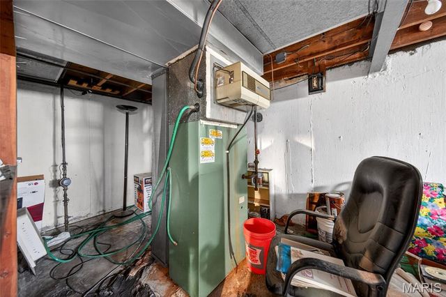 1201 Duenke Drive, St Louis, MO 63137