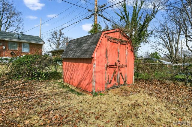 1201 Duenke Drive, St Louis, MO 63137