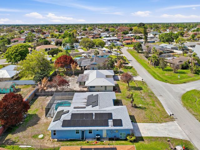 826 SE Quiescent Lane, Port St. Lucie, Port St Lucie, FL 34983