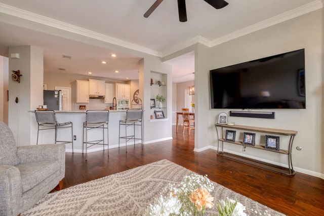 8302 Sunburst PKWY, Round Rock, TX 78681