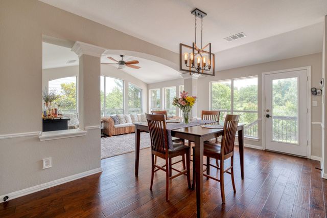 8302 Sunburst PKWY, Round Rock, TX 78681
