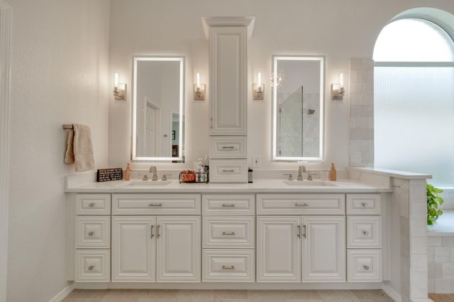 8302 Sunburst PKWY, Round Rock, TX 78681