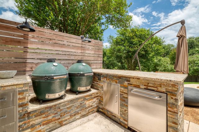 8302 Sunburst PKWY, Round Rock, TX 78681