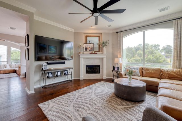 8302 Sunburst PKWY, Round Rock, TX 78681