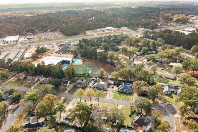 1512 W Northwood CT, Longview, TX 75605