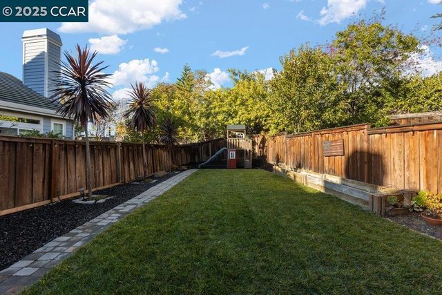 35 Jalalon Pl, Clayton, CA 94517