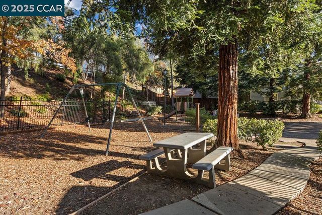 35 Jalalon Pl, Clayton, CA 94517