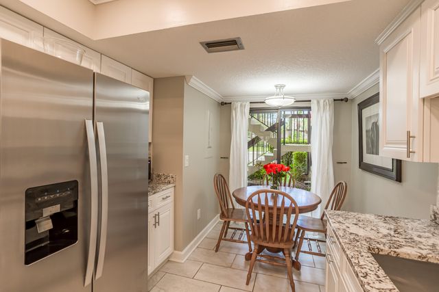 13329 Polo Club Road 104, Wellington, FL 33414