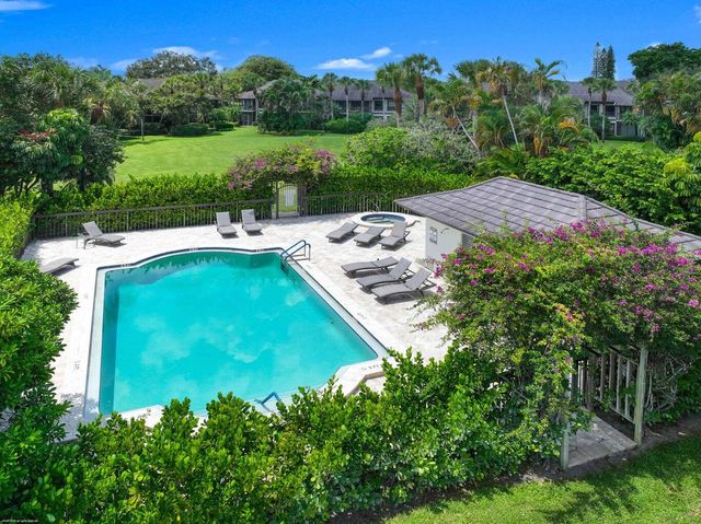 13329 Polo Club Road 104, Wellington, FL 33414