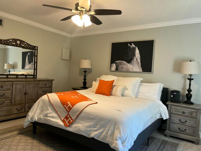 13329 Polo Club Road 104, Wellington, FL 33414