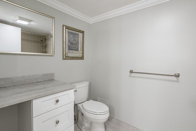 13329 Polo Club Road 104, Wellington, FL 33414