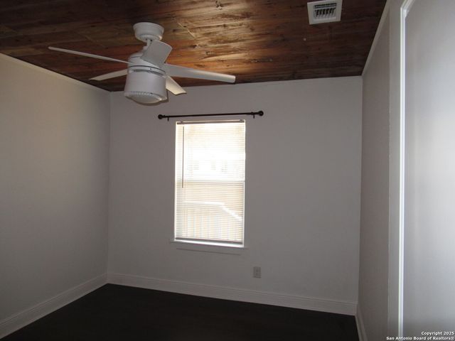1703 Hays, San Antonio, TX 78202