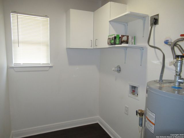 1703 Hays, San Antonio, TX 78202