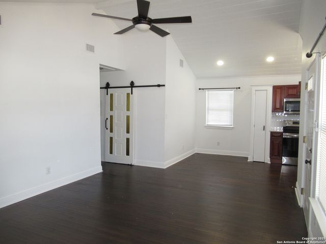 1703 Hays, San Antonio, TX 78202