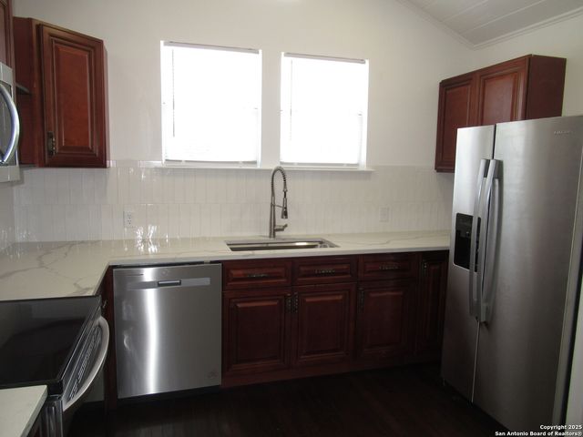 1703 Hays, San Antonio, TX 78202