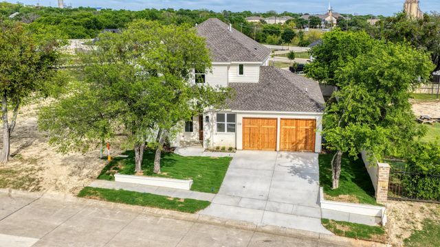 208 Park Villa Lane, Aledo, TX 76008