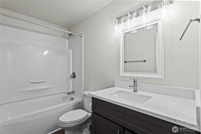 17407 E 11th Ave, Spanaway, WA 98387