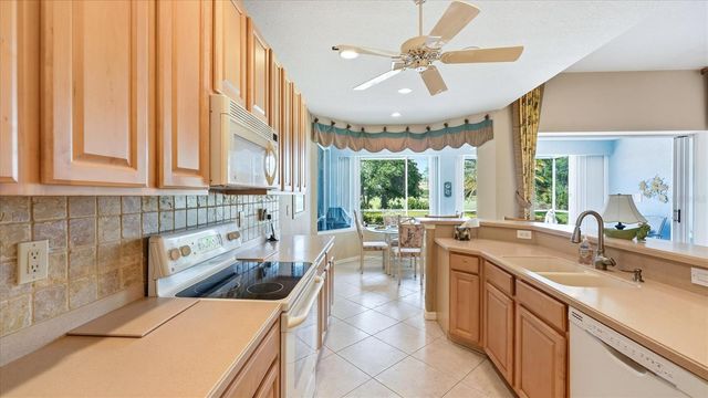 5704 WHITE JASMINE WAY, North Port, FL 34287