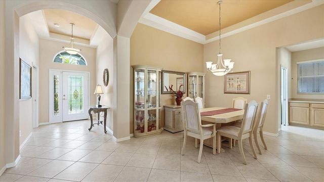 5704 WHITE JASMINE WAY, North Port, FL 34287