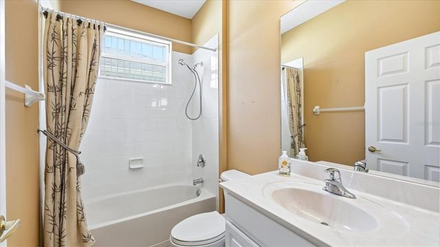 5704 WHITE JASMINE WAY, North Port, FL 34287