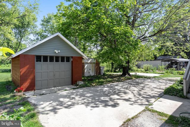 2848 MENANTICO RD, Vineland, NJ 08361
