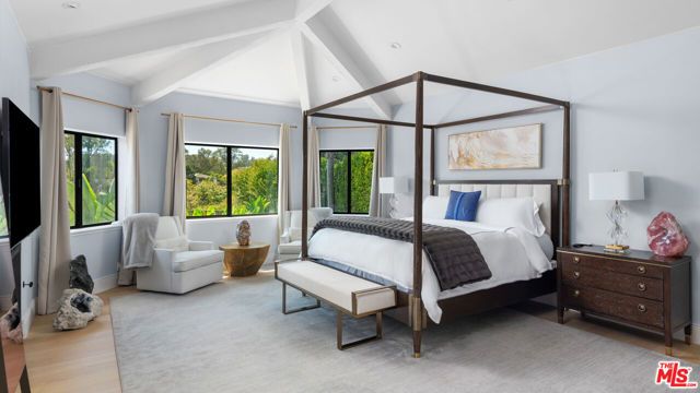 28820 Grayfox Street, Malibu, CA 90265