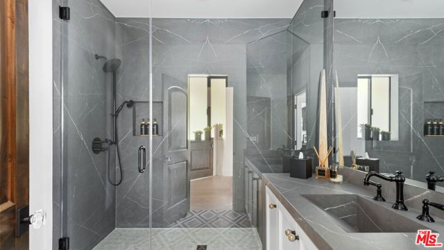 28820 Grayfox Street, Malibu, CA 90265