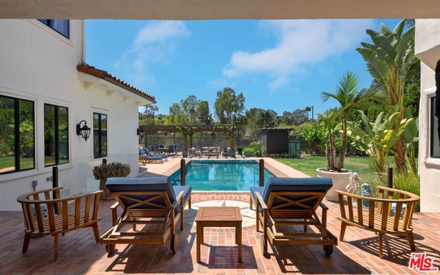 28820 Grayfox Street, Malibu, CA 90265