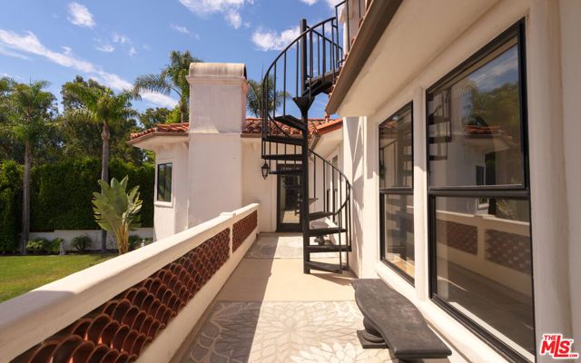 28820 Grayfox Street, Malibu, CA 90265