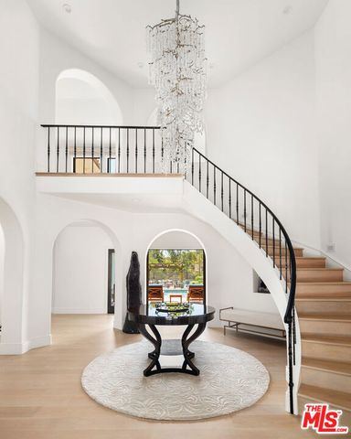 28820 Grayfox Street, Malibu, CA 90265