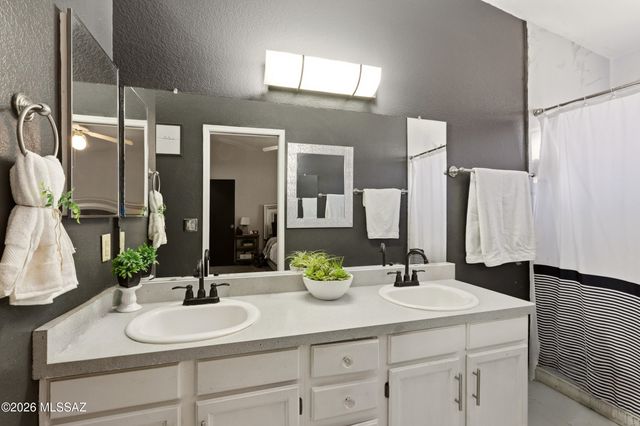 2596 W Firebrook Road, Tucson, AZ 85741