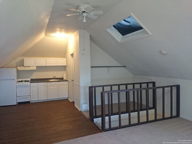 210 Eleanor, San Antonio, TX 78209